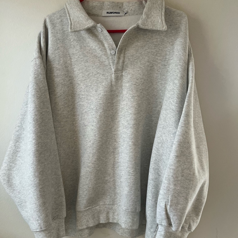 Rumored Light Gray Women's Crew Neck Sweater